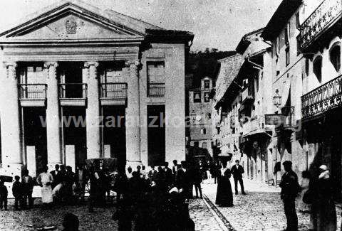 Zarauz. La plaza de la Música