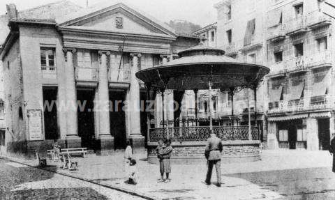 Zarauz. Plaza de la Música