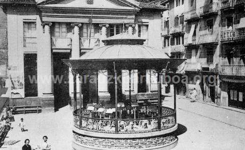 Zarautz. Plaza de la Música