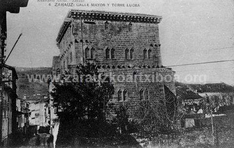 Calle Mayor y Torre Luzea