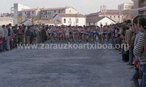 III Cross Urdaneta 1980