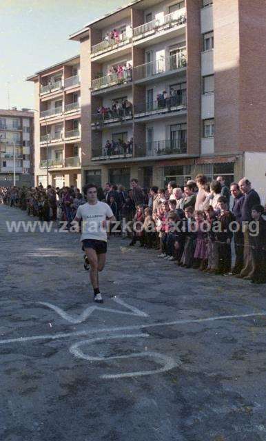 III Cross Urdaneta 1980