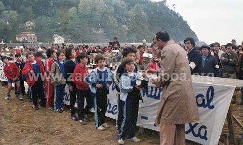 Plaieruak.1981ko finalak. Sari-banaketa