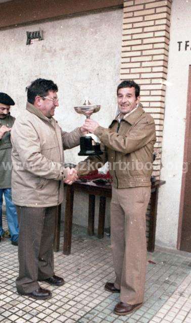 VI Cross Popular Zarautz-Urdaneta-Zarautz. Entrega de premios