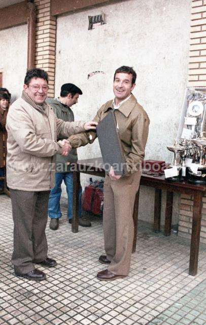 VI Cross Popular Zarautz-Urdaneta-Zarautz. Entrega de premios