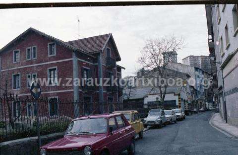 Calle Herrikobarra. Villa Josefina