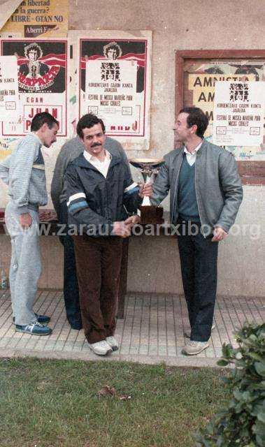 Urdanetako VII Krosa 1984. Sari banaketa.