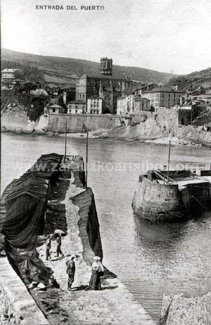 Getaria: portuko sarrera