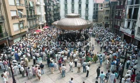 Inauguración del kiosco nuevo