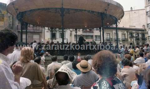 Inauguración del kiosco nuevo