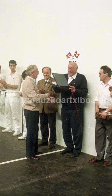 Inauguración del frontón de Aritzbatalde