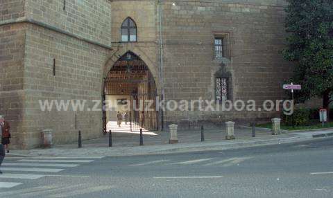 Zarauzko Santa Maria La Real parrokiaren fatxada