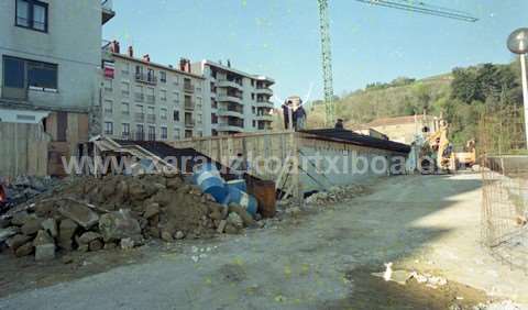 Obrak Zarauzko malekoian