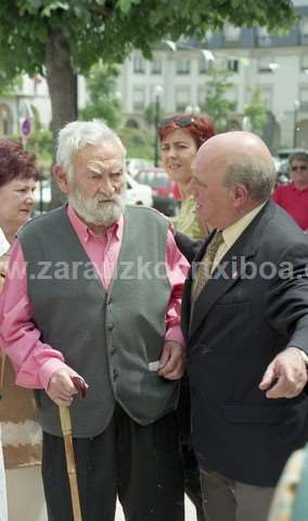 Inauguración de Bertsolarien Plaza