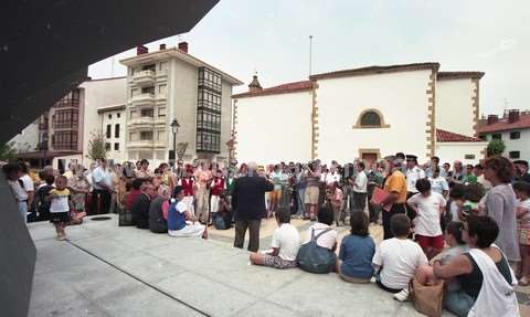 Inauguración de Bertsolarien Plaza