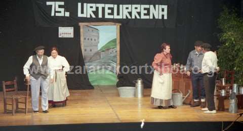 Irrintzi. Teatro