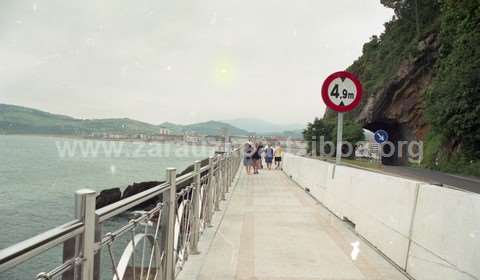 Zarautz-Getaria oinezkoen pasealekua