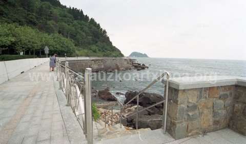 Zarautz-Getaria oinezkoen pasealekua