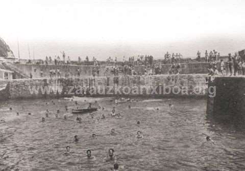 Zarautz: portua