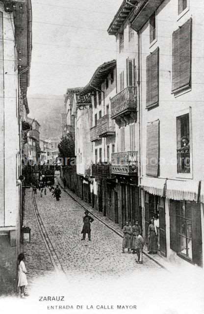 Zarauz. Entrada de la Calle Mayor