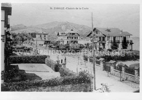 Zarautz. Chalets de la Costa