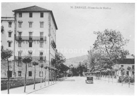 Zarautz. Alameda de Madoz