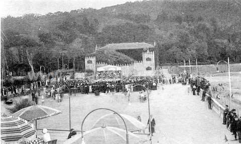 Zarautz. Plaza del Mirador