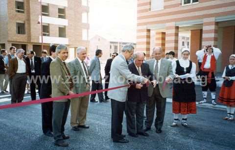 Inauguración de las viviendas de Aritzbatalde