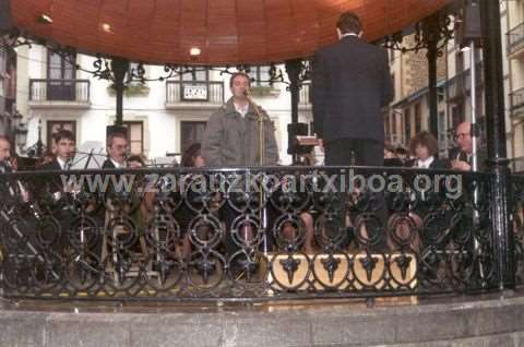 Homenaje a Andoni Egaña