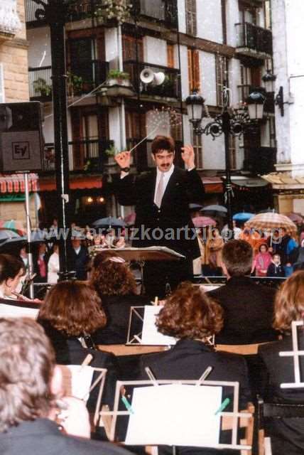 Homenaje a Andoni Egaña