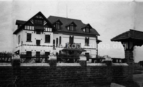 Fachada de una villa de Zarautz