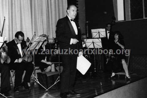 Francisco Escudero musikagileak zuzendutako musika klasikoaren kontzertua, Zarautzen