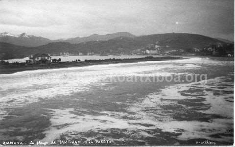 Playa de Santiago y puerto de Zumaia