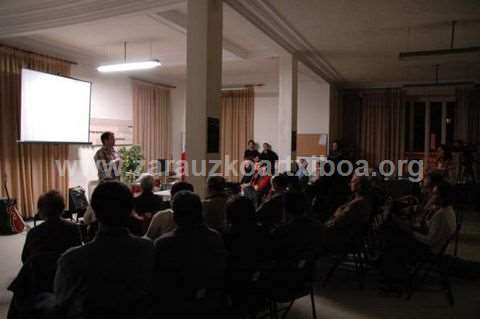 Presentación del documental "Hi bai artista Angel Uranga" en Zarautz