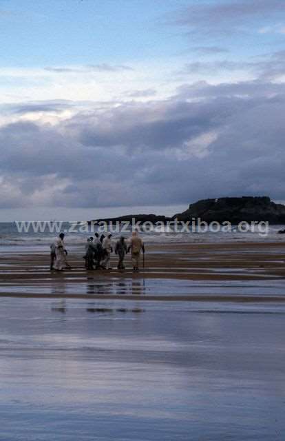 Txapapote en la playa de Zarautz