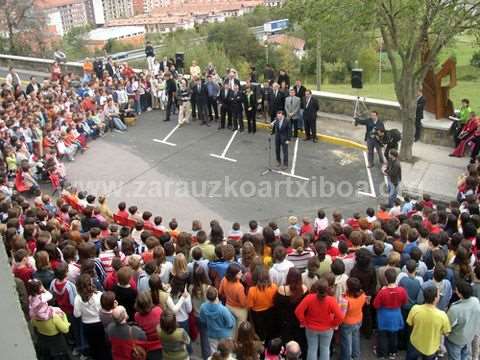 La Salle ikastetxearen mendeurrena Zarautzen