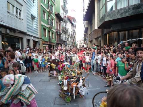 XVI Encuentros Internacionales de Teatro de Calle de Zarautz: Kalerki 2009