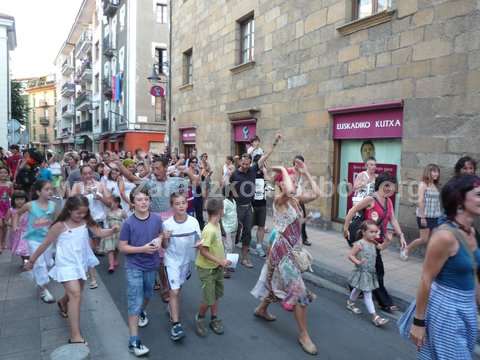 Zarauzko Nazioarteko XVI. Kale Antzerki Topaketak: Kalerki 2009